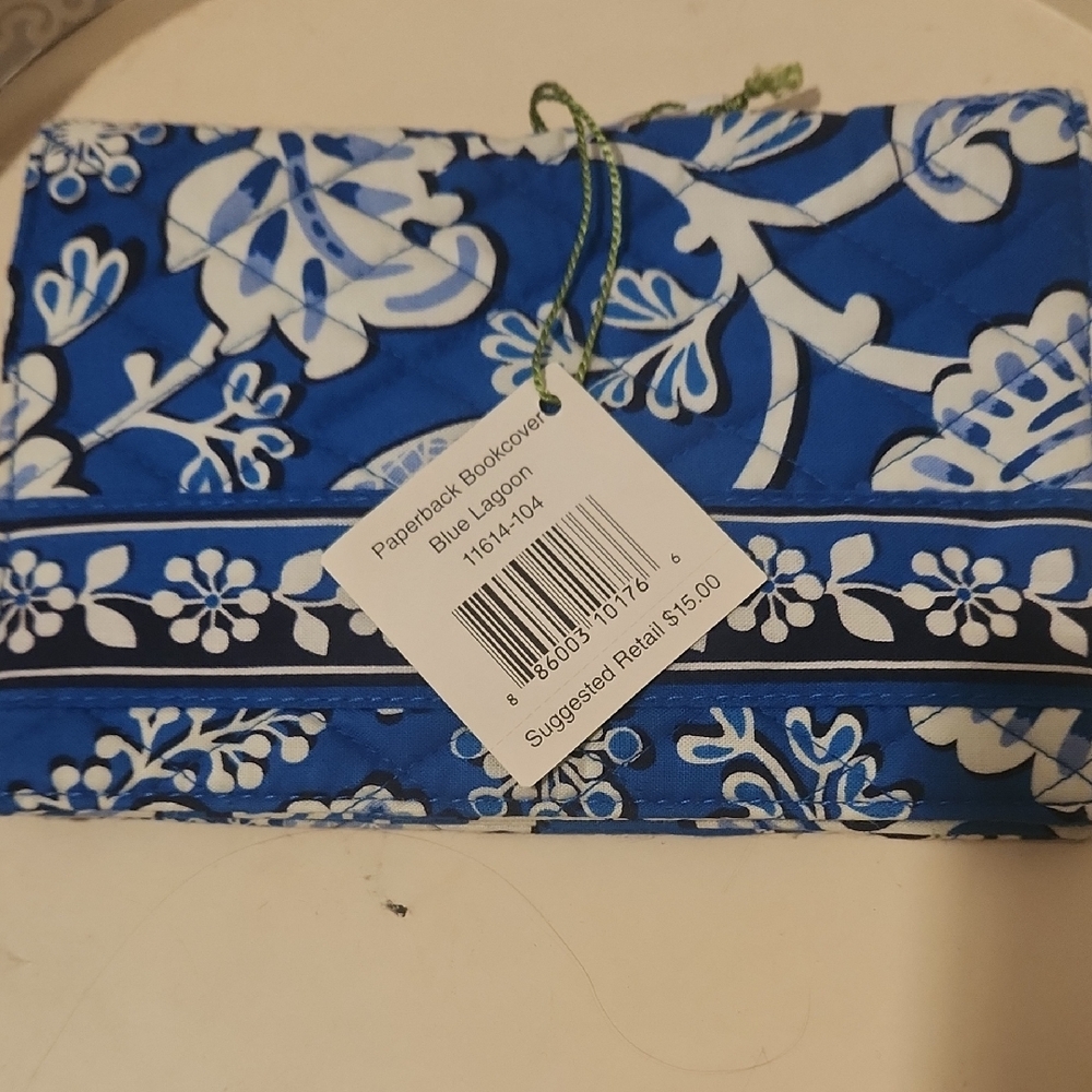 Vera Bradley Paperback Bookcover In Blue Lagoon